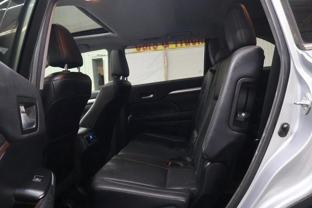 used 2015 Toyota Highlander car, priced at $16,995
