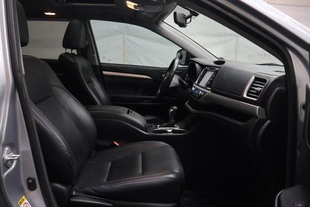 used 2015 Toyota Highlander car, priced at $16,995
