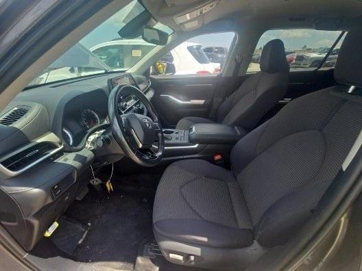 used 2021 Toyota Highlander car