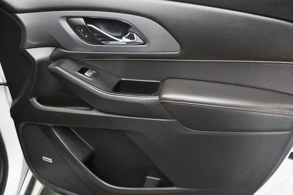 used 2020 Chevrolet Traverse car, priced at $28,993