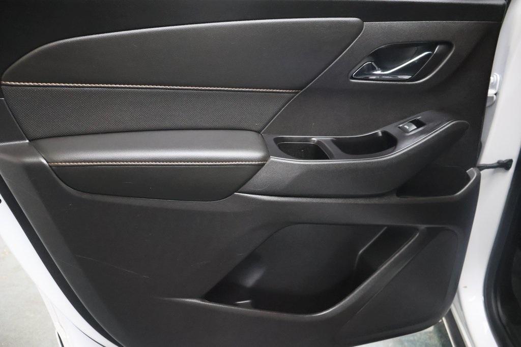 used 2020 Chevrolet Traverse car, priced at $28,993