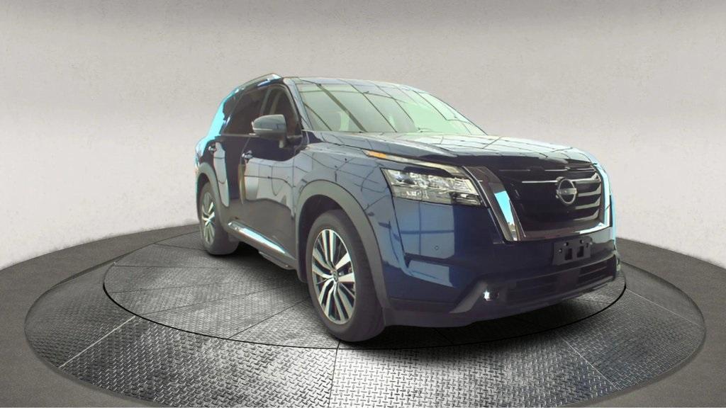 used 2022 Nissan Pathfinder car, priced at $34,995
