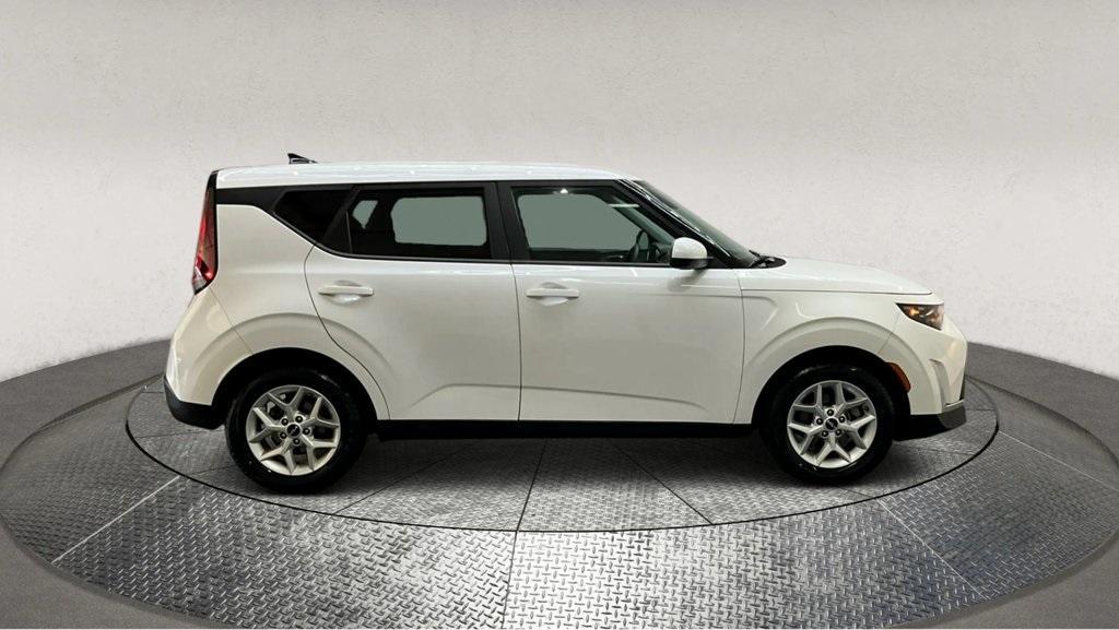used 2024 Kia Soul car, priced at $15,995