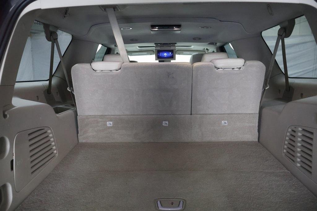 used 2020 Cadillac Escalade ESV car, priced at $43,995