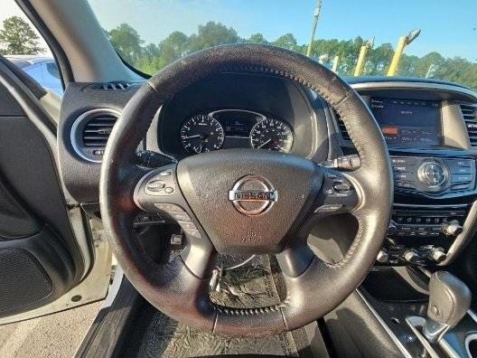 used 2019 Nissan Pathfinder car