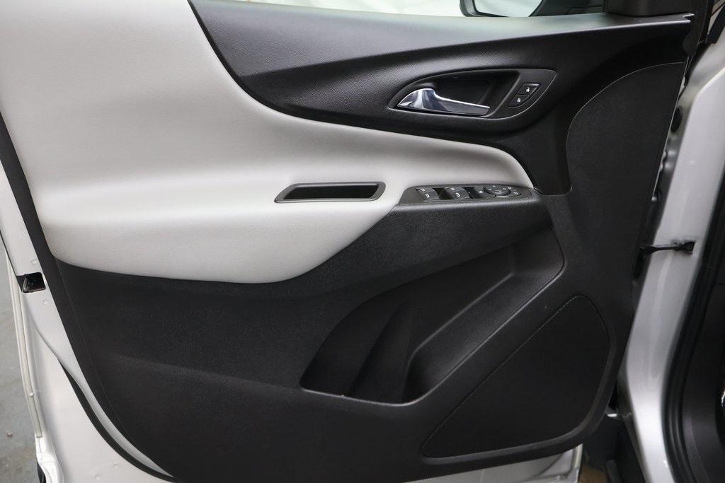 used 2022 Chevrolet Equinox car, priced at $22,995