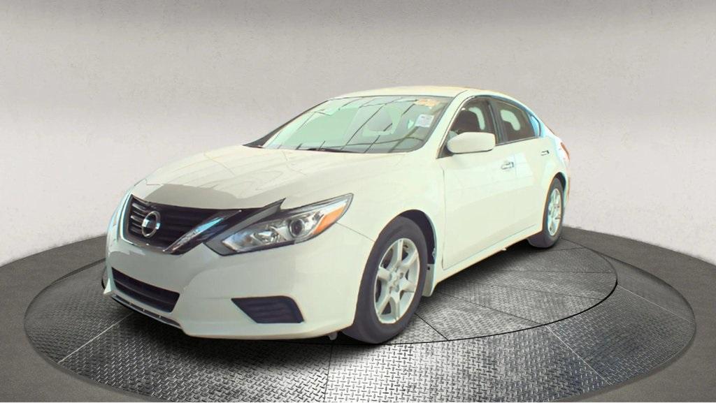 used 2018 Nissan Altima car, priced at $14,495