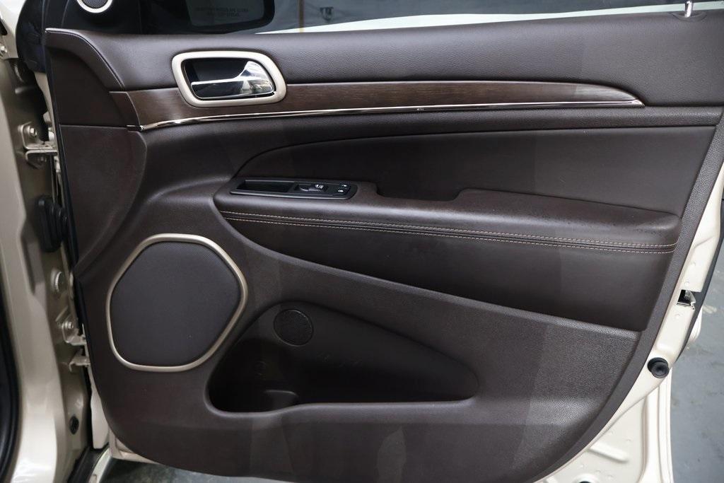 used 2014 Jeep Grand Cherokee car, priced at $18,995