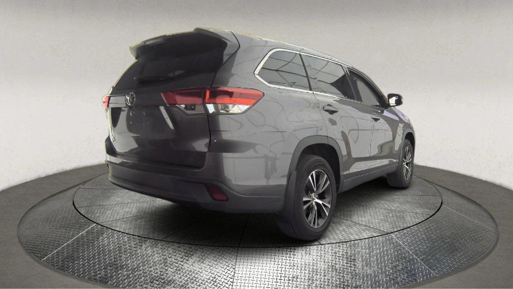used 2019 Toyota Highlander car, priced at $17,995
