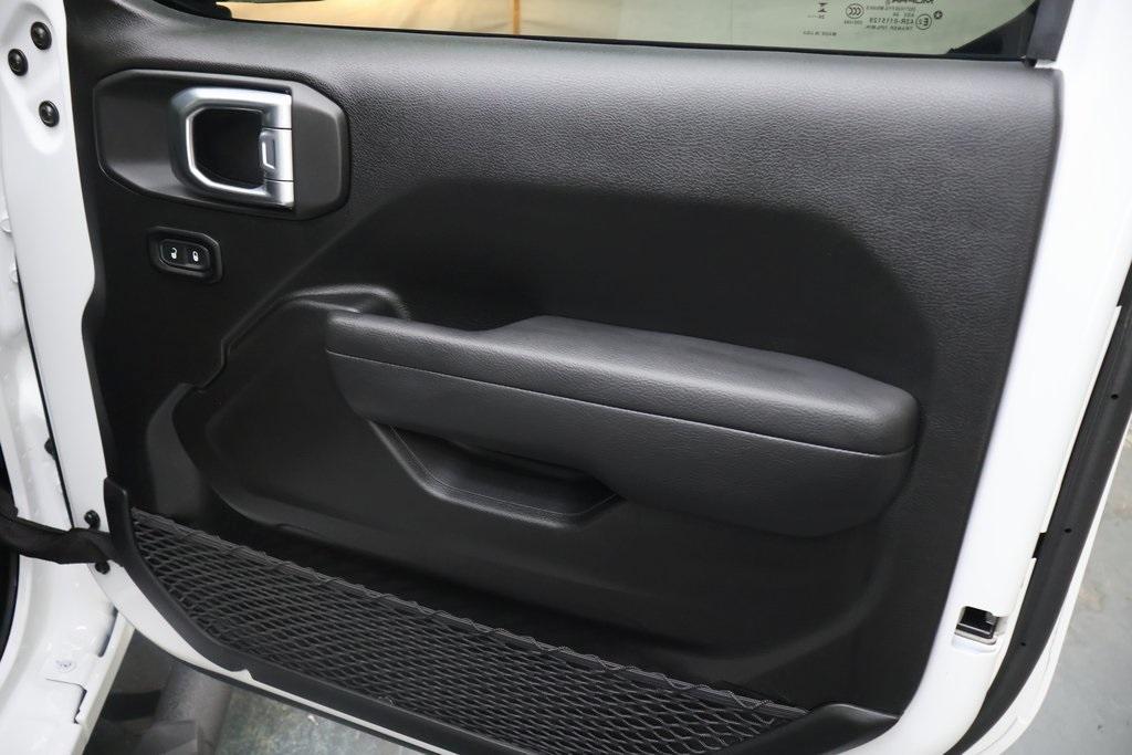 used 2024 Jeep Gladiator car, priced at $38,995