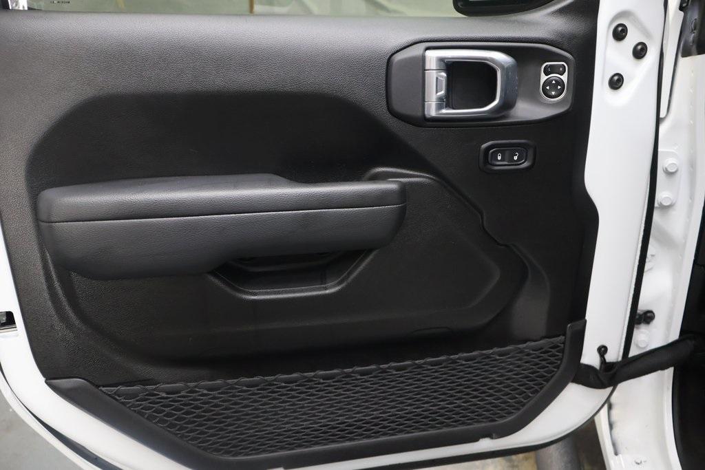 used 2024 Jeep Gladiator car, priced at $38,995