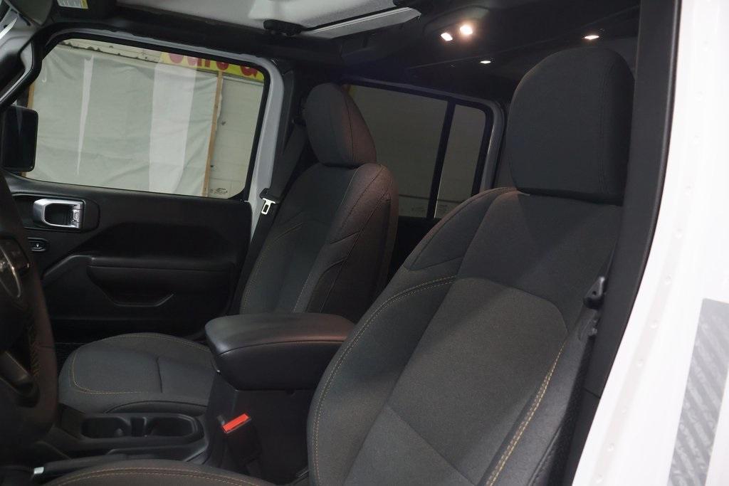 used 2024 Jeep Gladiator car, priced at $38,995