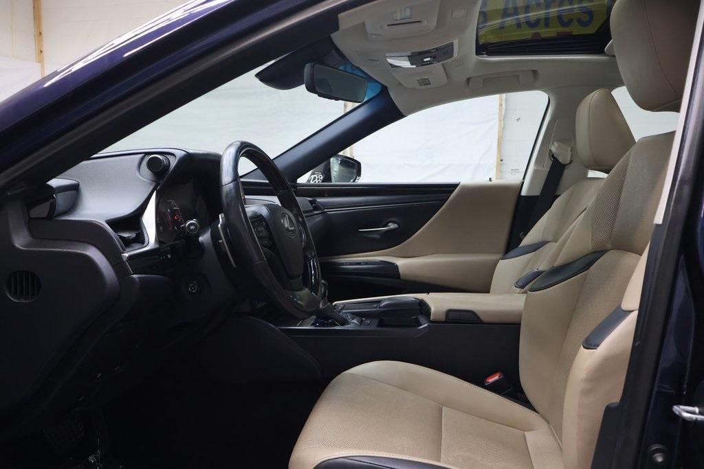 used 2021 Lexus ES 350 car, priced at $29,995