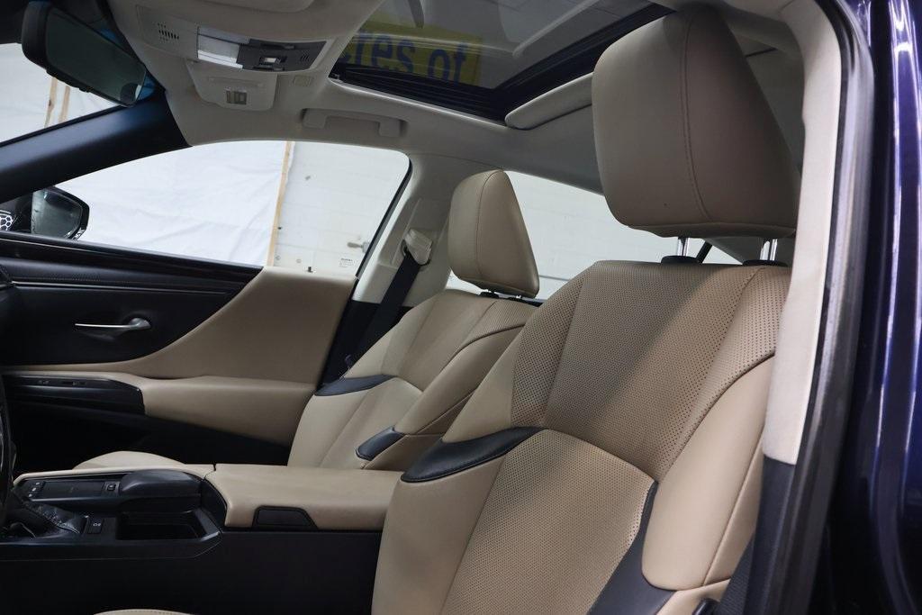used 2021 Lexus ES 350 car, priced at $29,995