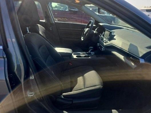 used 2024 Nissan Altima car