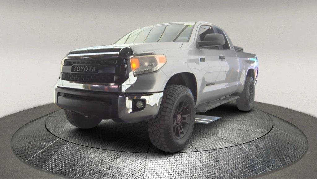 used 2016 Toyota Tundra car