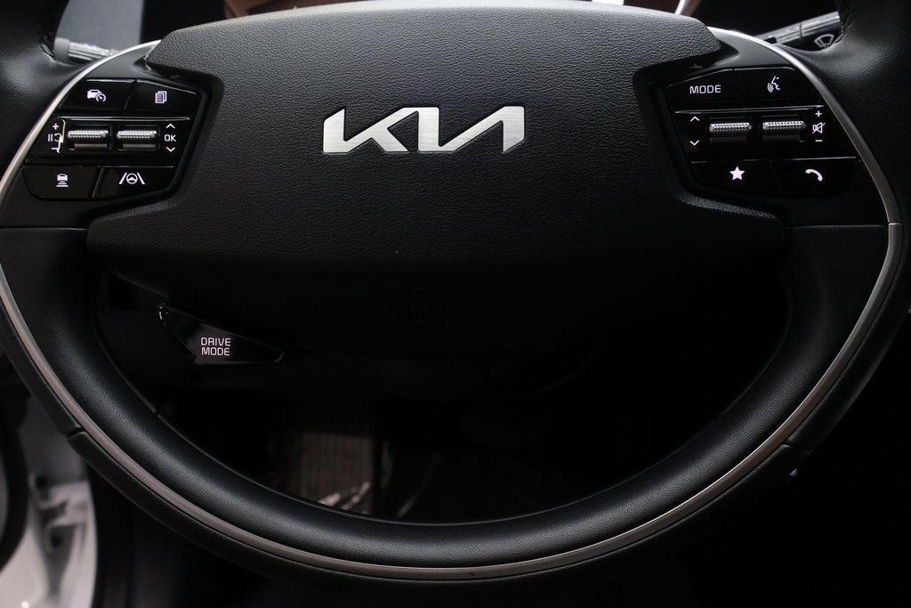 used 2024 Kia EV6 car, priced at $27,995