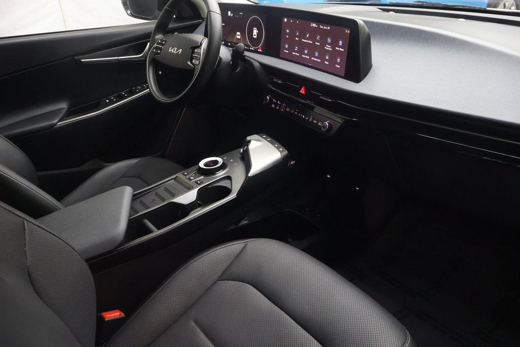 used 2024 Kia EV6 car, priced at $27,995