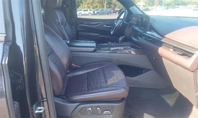 used 2021 Cadillac Escalade ESV car, priced at $68,995