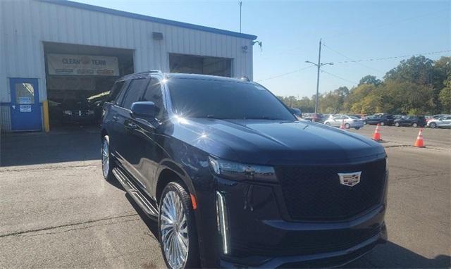 used 2021 Cadillac Escalade ESV car, priced at $68,995