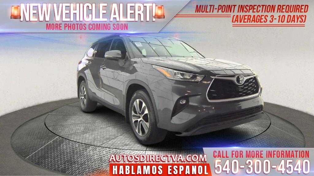 used 2020 Toyota Highlander car, priced at $30,995