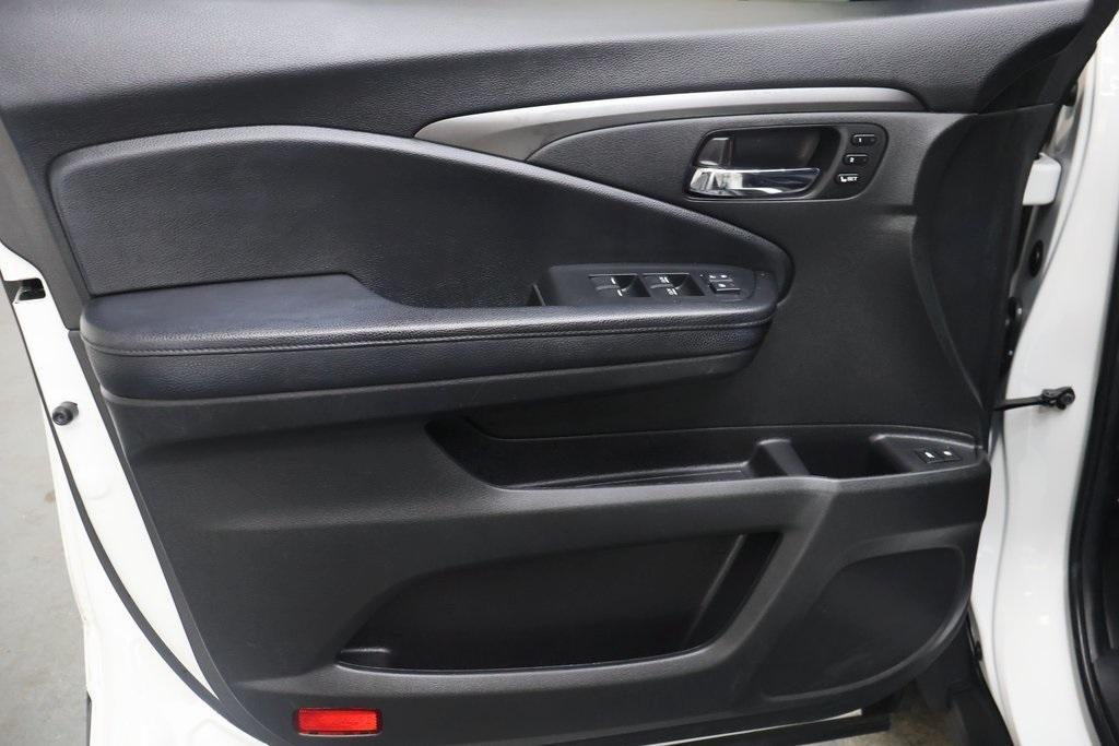 used 2021 Honda Passport car, priced at $27,995