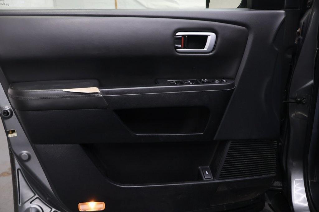 used 2011 Honda Pilot car, priced at $5,995