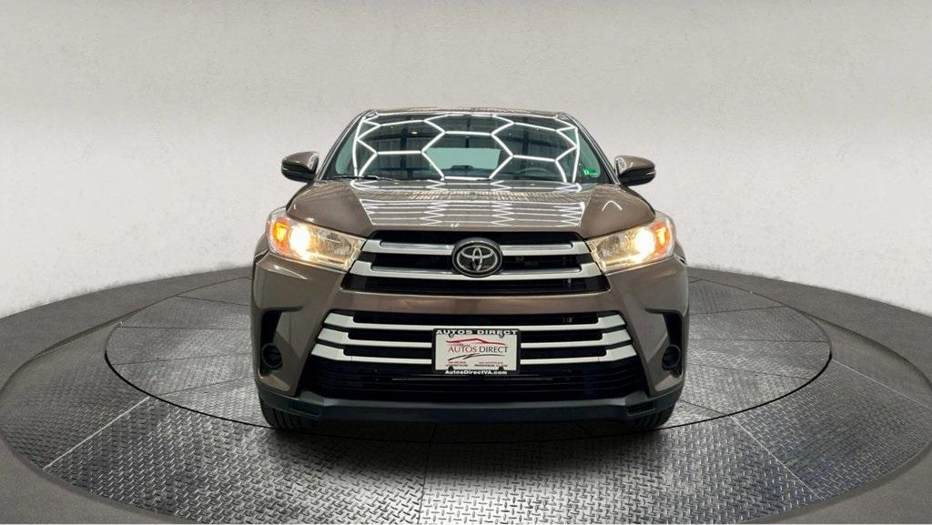 used 2019 Toyota Highlander car, priced at $21,495