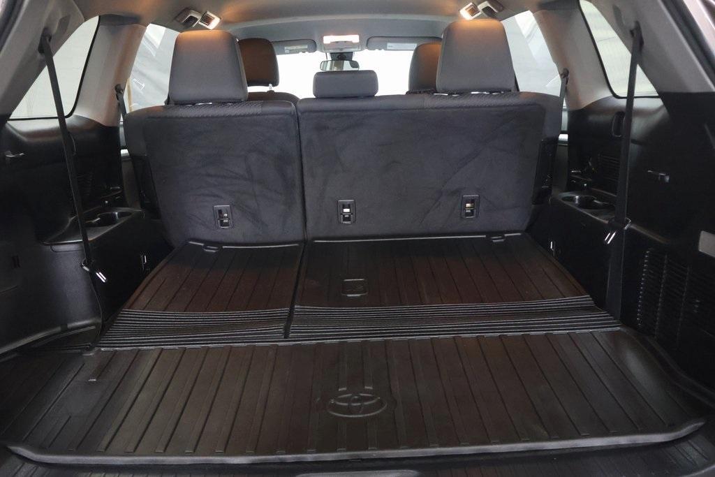 used 2019 Toyota Highlander car, priced at $21,495