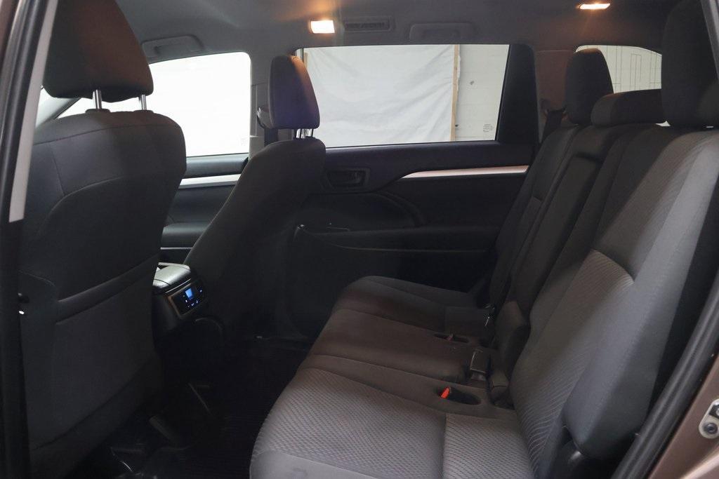used 2019 Toyota Highlander car, priced at $21,495