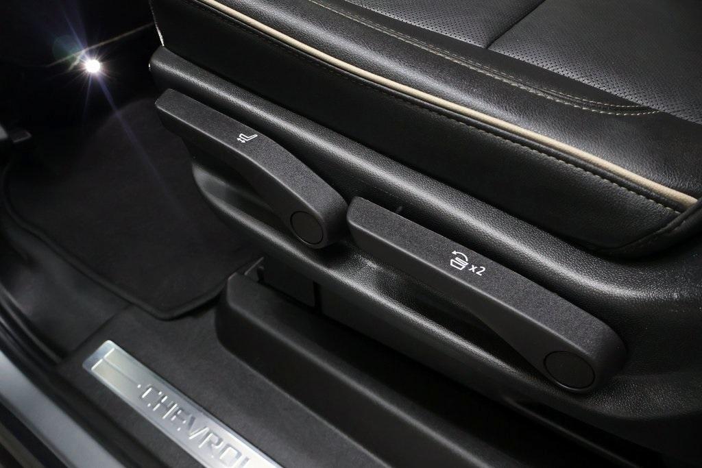 used 2023 Chevrolet Suburban car, priced at $47,995