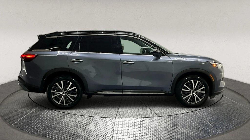 used 2025 INFINITI QX60 car, priced at $49,995