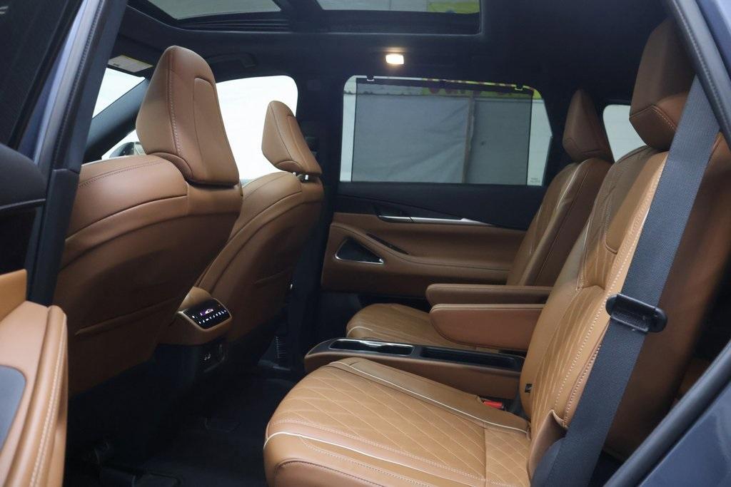 used 2025 INFINITI QX60 car, priced at $49,995