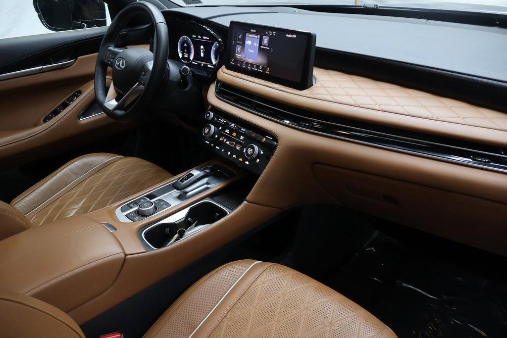 used 2025 INFINITI QX60 car, priced at $49,995