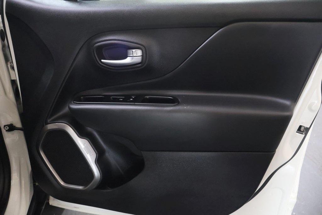 used 2022 Jeep Renegade car, priced at $18,995