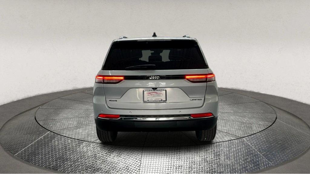 used 2022 Jeep Grand Cherokee car, priced at $26,995