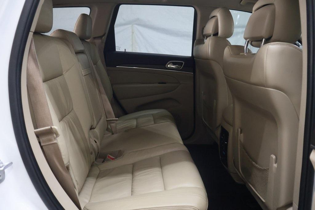 used 2015 Jeep Grand Cherokee car, priced at $11,995