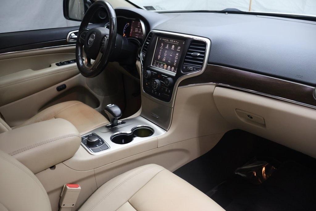 used 2015 Jeep Grand Cherokee car, priced at $11,995