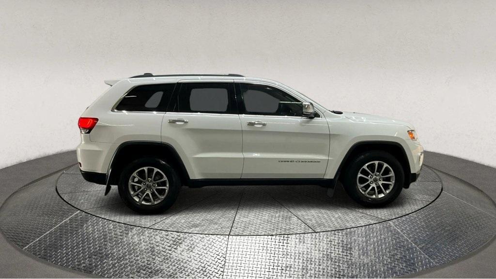 used 2015 Jeep Grand Cherokee car, priced at $11,995