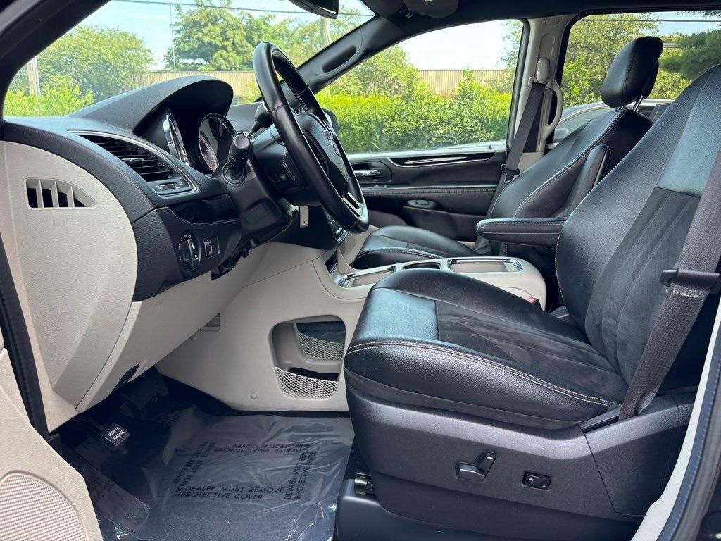 used 2019 Dodge Grand Caravan car, priced at $9,995