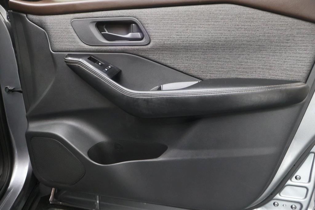 used 2021 Nissan Rogue car, priced at $21,995