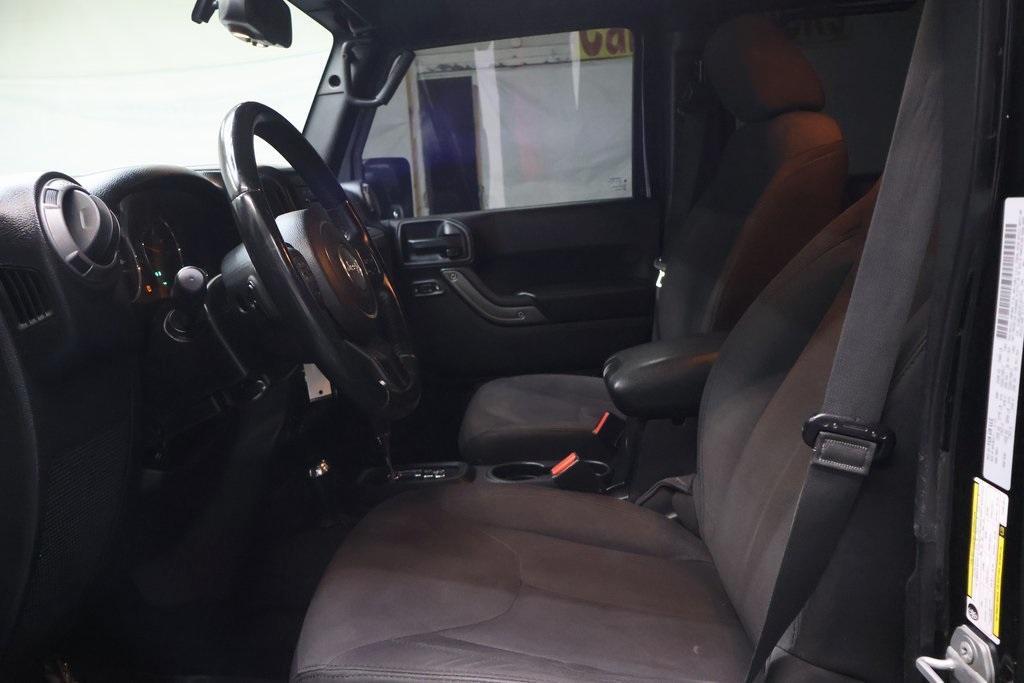 used 2015 Jeep Wrangler Unlimited car, priced at $15,995