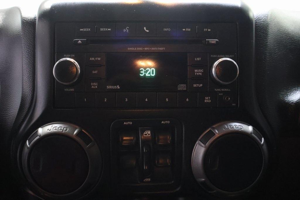 used 2015 Jeep Wrangler Unlimited car, priced at $15,995