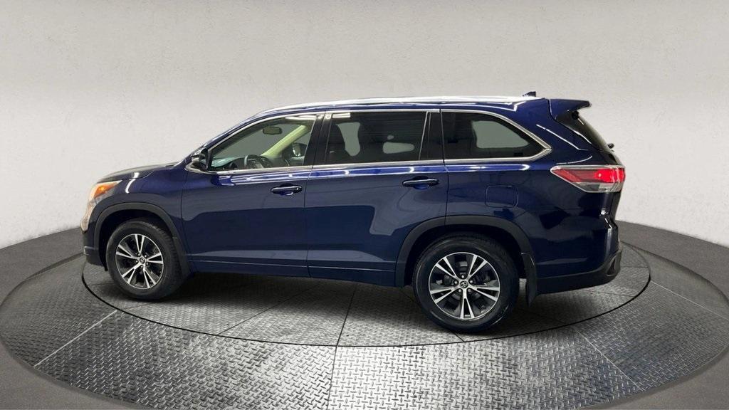 used 2016 Toyota Highlander car, priced at $17,495