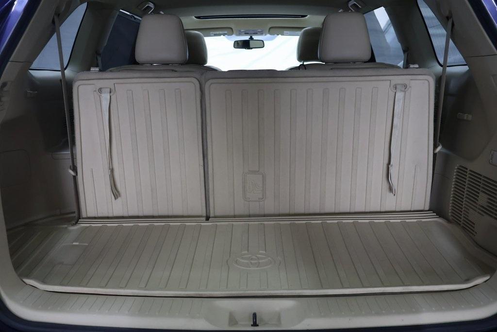 used 2016 Toyota Highlander car, priced at $17,495