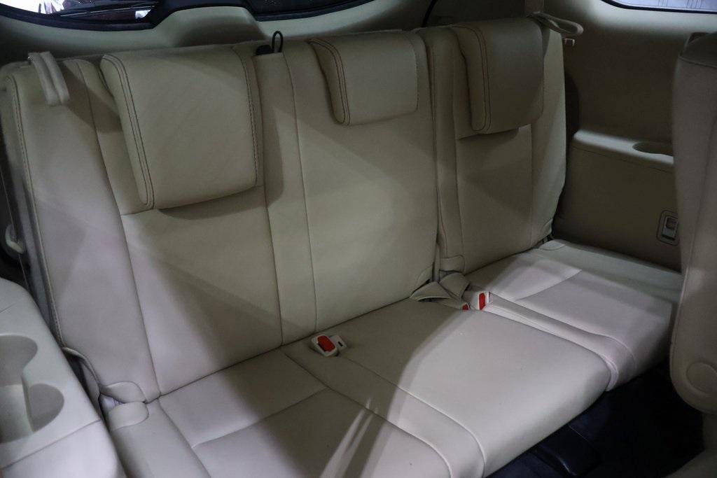 used 2016 Toyota Highlander car, priced at $17,495