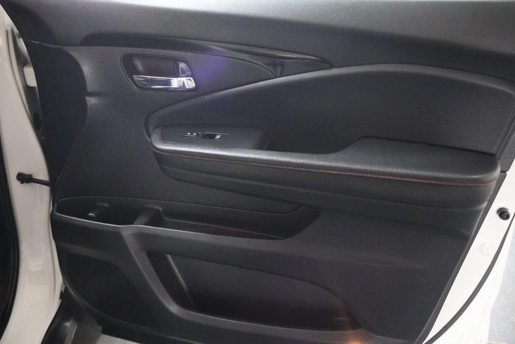 used 2022 Honda Pilot car, priced at $22,995