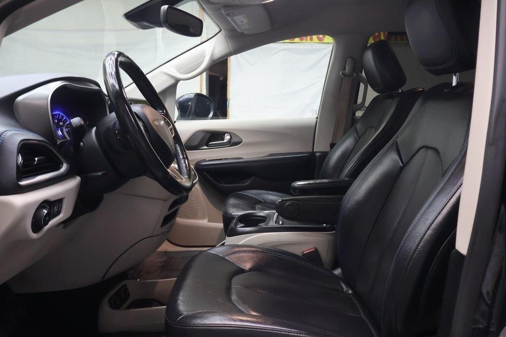 used 2021 Chrysler Pacifica car, priced at $18,495