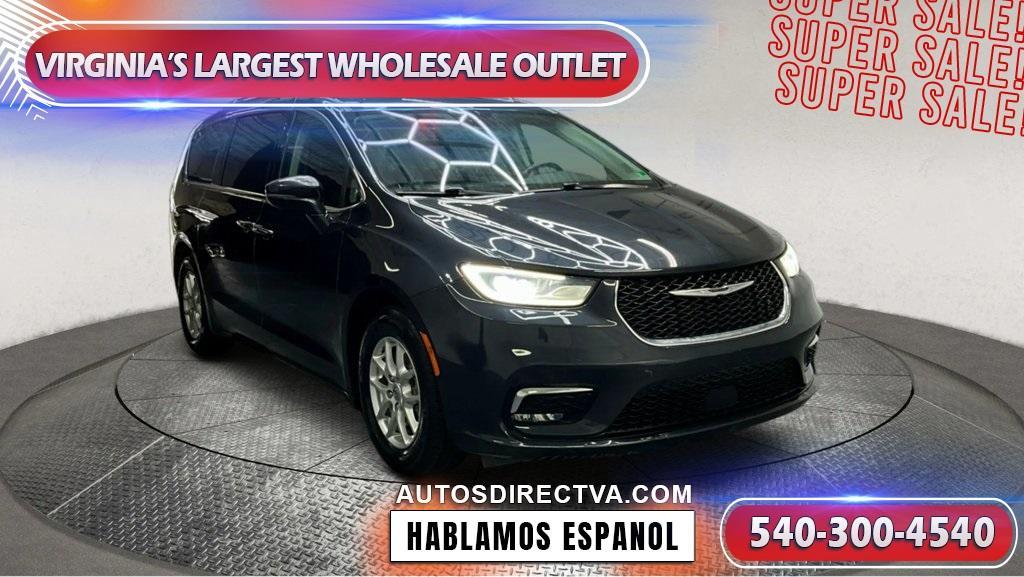 used 2021 Chrysler Pacifica car, priced at $18,495