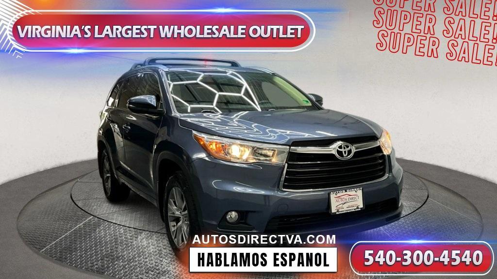 used 2015 Toyota Highlander car, priced at $22,995